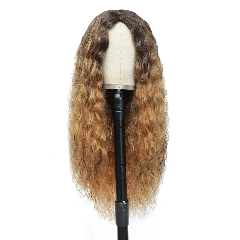 Highlight Ombre long natural wave wig, glue-free combined wig for women, with a water wave mechanism in the middle part, 10-26 inches Application Scenario
