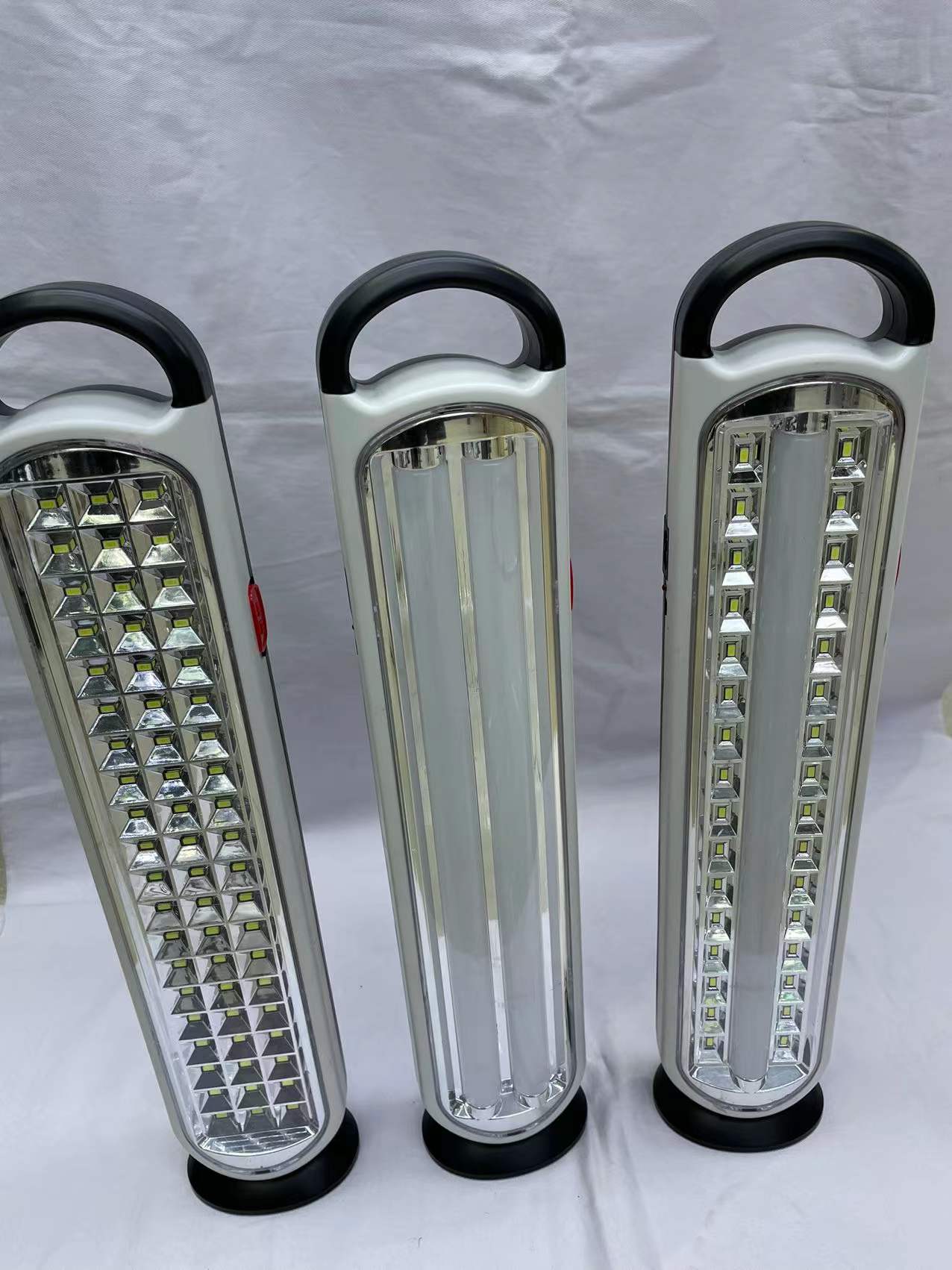LED移动工作灯实物图