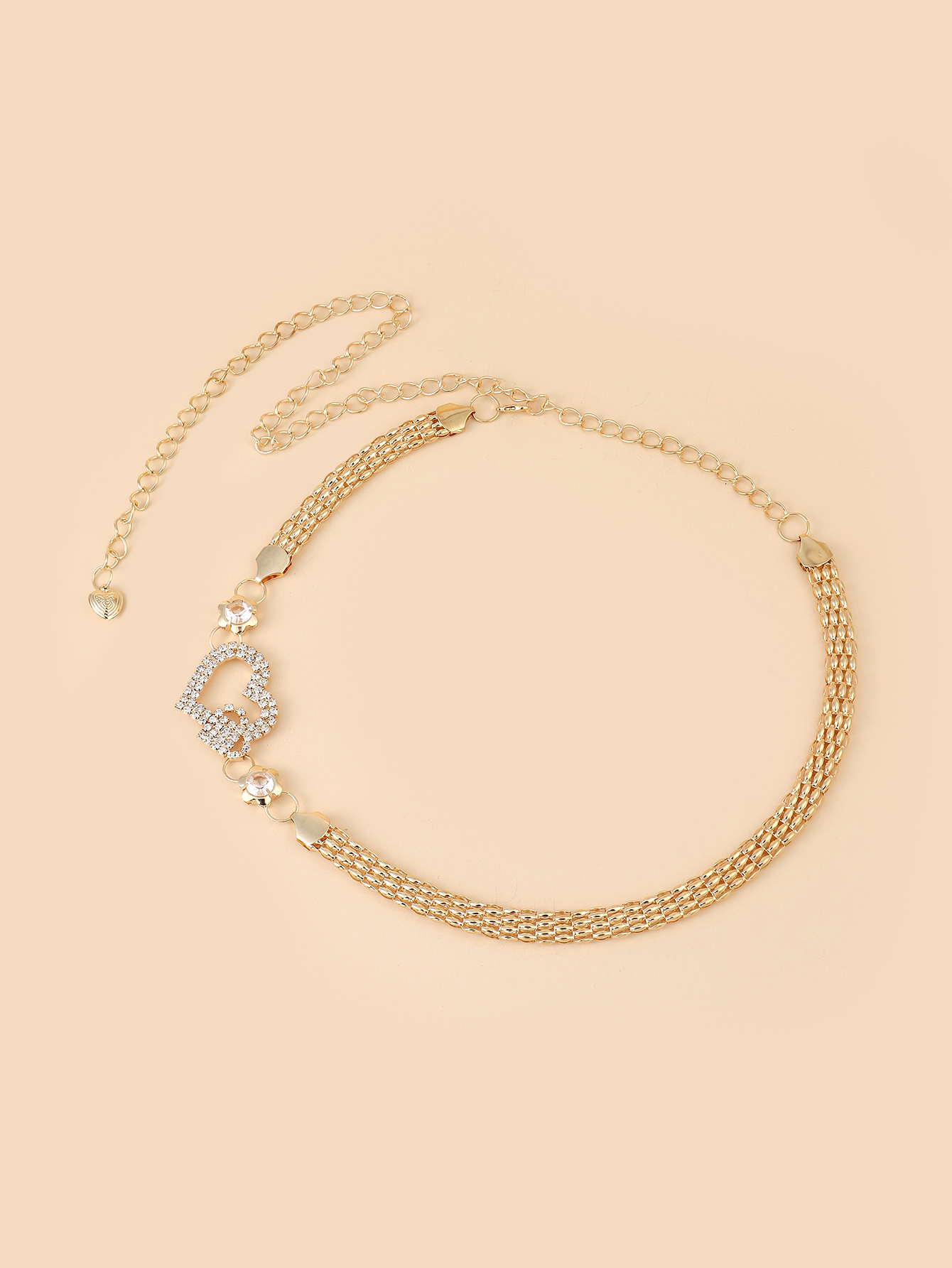 The y12 golden metal rhinestone pearl leaf buckle spring elastic band, paired with a thin waist chain belt for pants, is trendy for women Application Scenario
