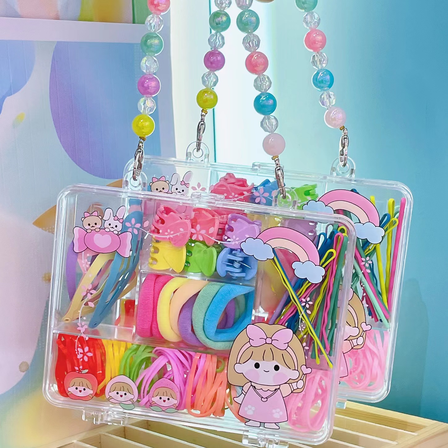 七彩珍珠链五格盒   精致造型可爱  皮筋发夹多种儿童头饰组合  简洁大方  公主节日礼品必选  可做摆设品装饰品   
