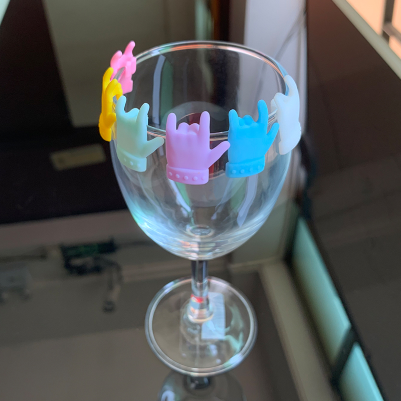手指酒杯标记/高脚杯识别器/创意杯子区分白底实物图