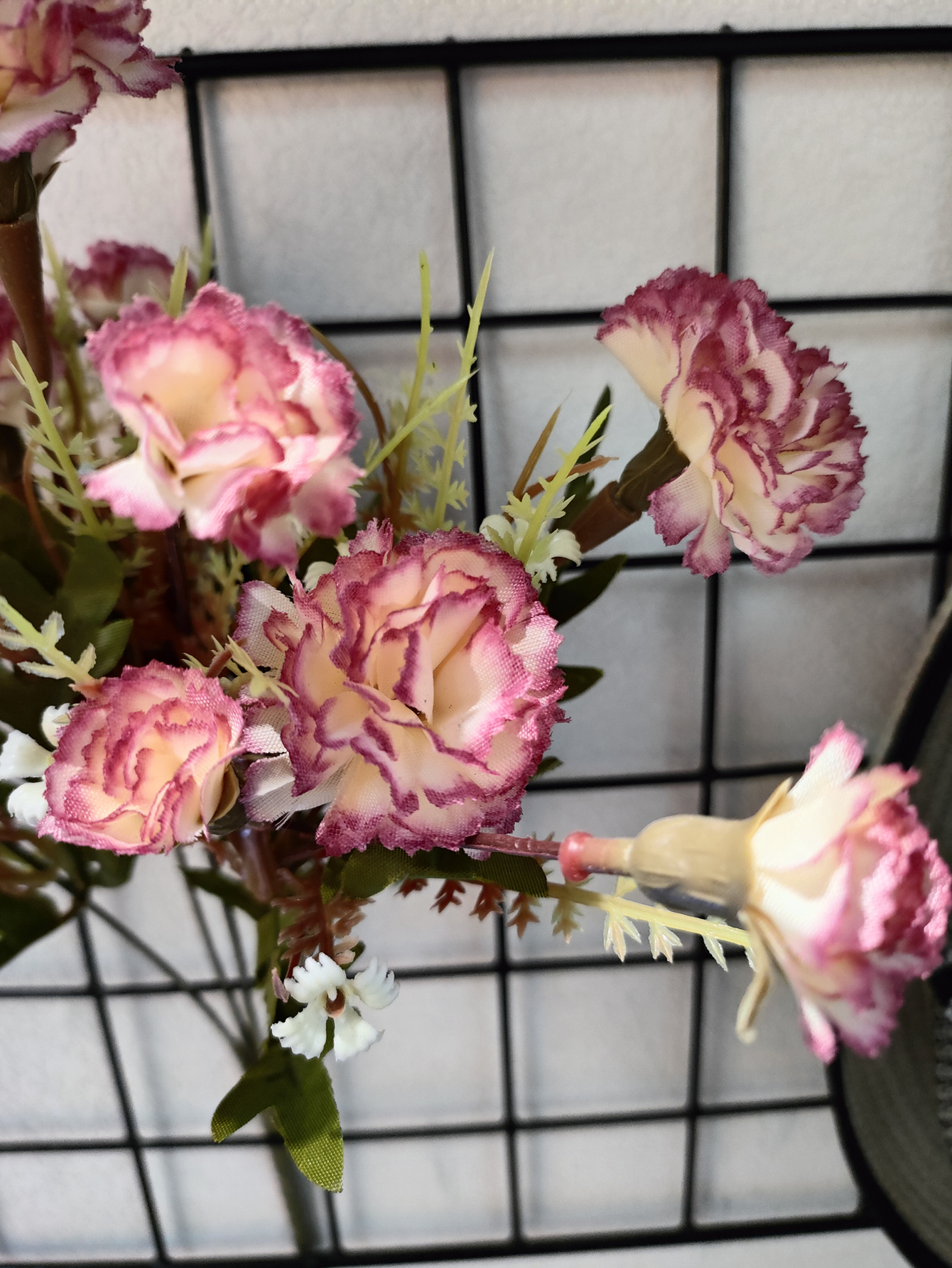 Golden Autumn Flower Shop 104015 Artificial Potted Plants, artificial flowers, bonsai, Green plants, potted plant ornaments, multi-color artificial succulents, small bonsai combination ornaments, living room and dining room table decoration items, Festival gifts, roses, tulips, 49 Application Scenario