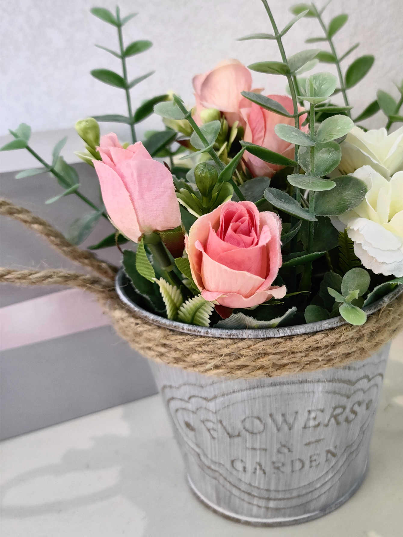 Golden Autumn Flower Shop 104015 Artificial Potted Plants, artificial flowers, bonsai, Green plants, potted plant Ornaments, multi-color artificial succulents, small bonsai combination ornaments, living room and dining room table decoration items, Festival gifts, roses, tulips, 33 Application Scenario