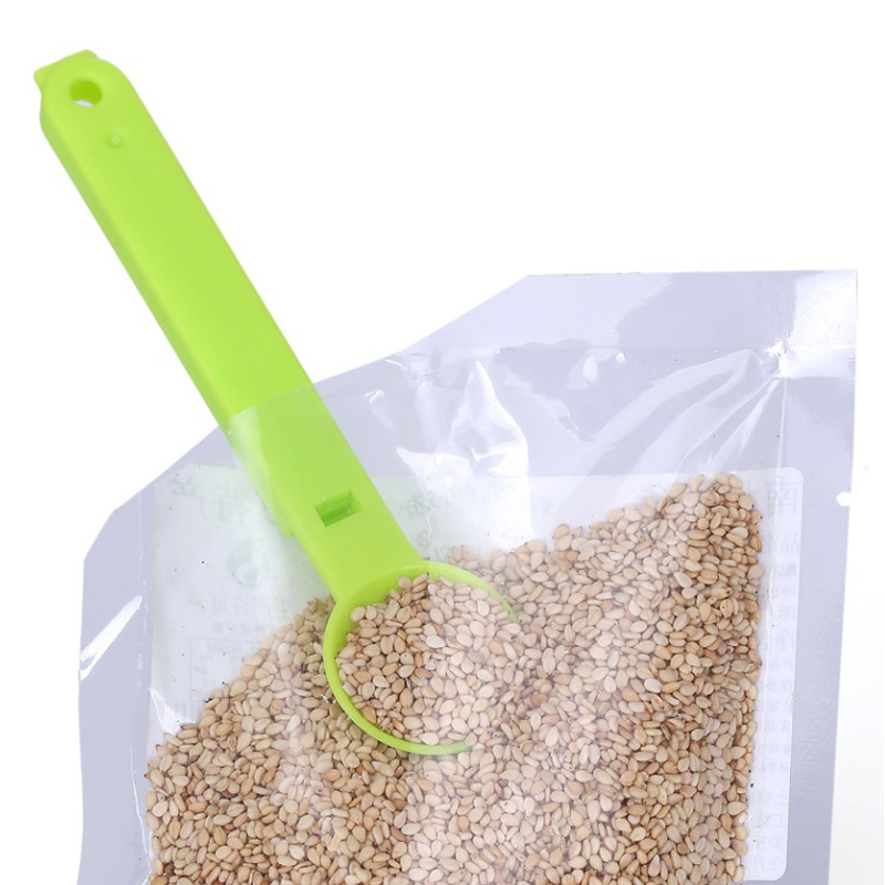 Wudiesheng Creative, practical and multi-functional spoon sealer, fresh-keeping bag sealer, plastic bag sealer Application Scenario