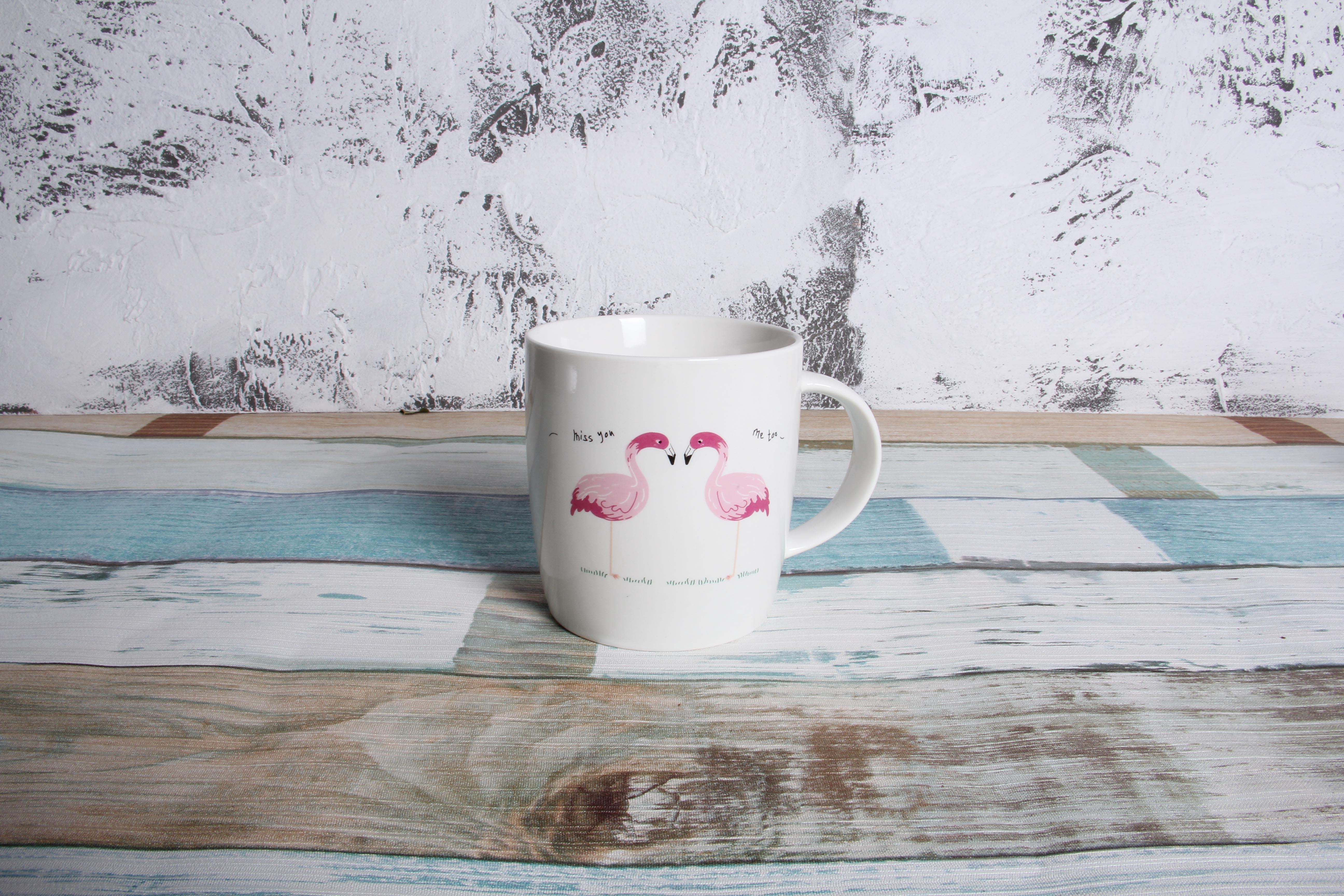 Fresh Flamingo Roasted Flower Cup Mug, Four-color mixed Flamingo Water Cup, Coffee Cup Ruihua AC-3253 Application Scenario