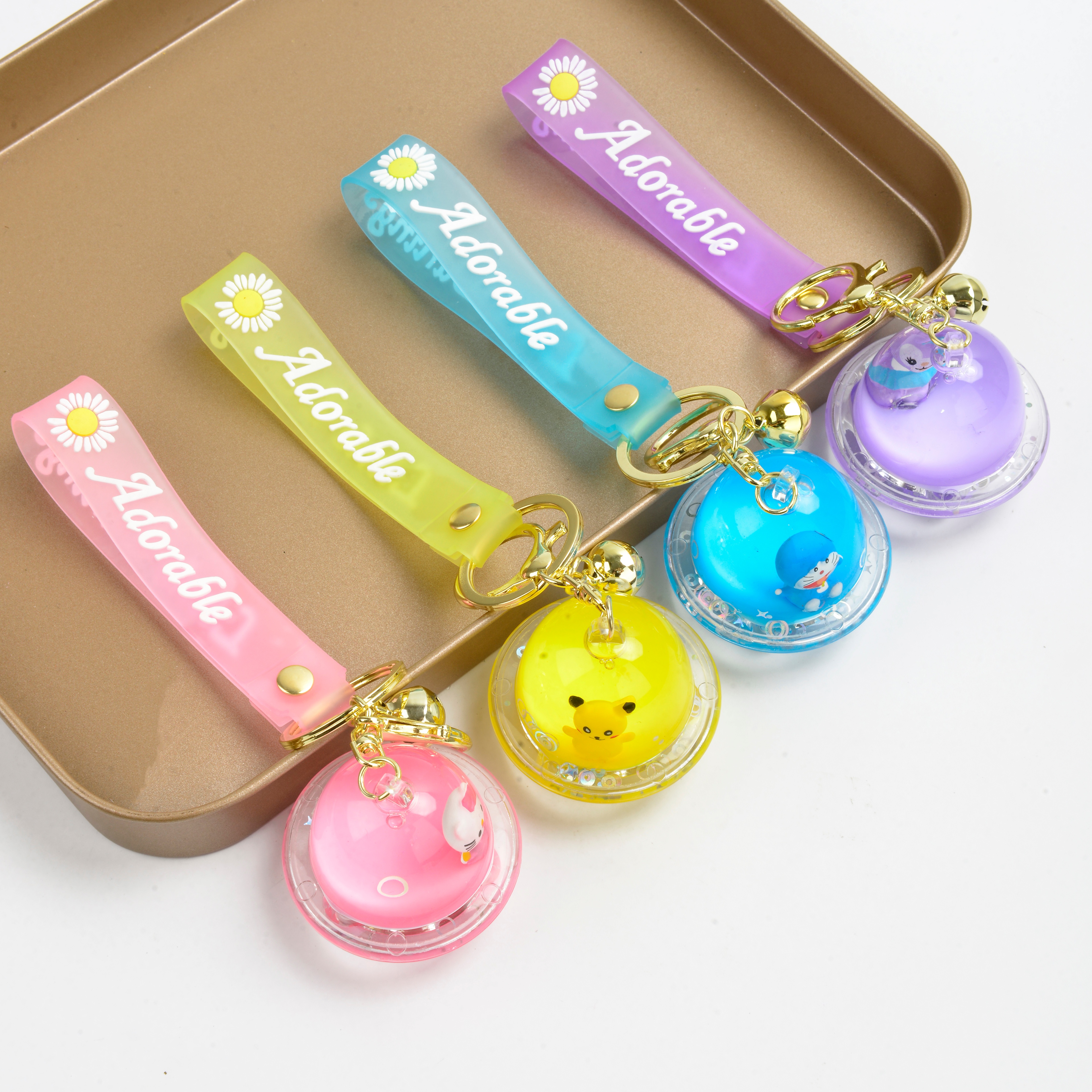 2022冬季新款卡通图案钥匙扣网红爆款飞船入油钥匙扣