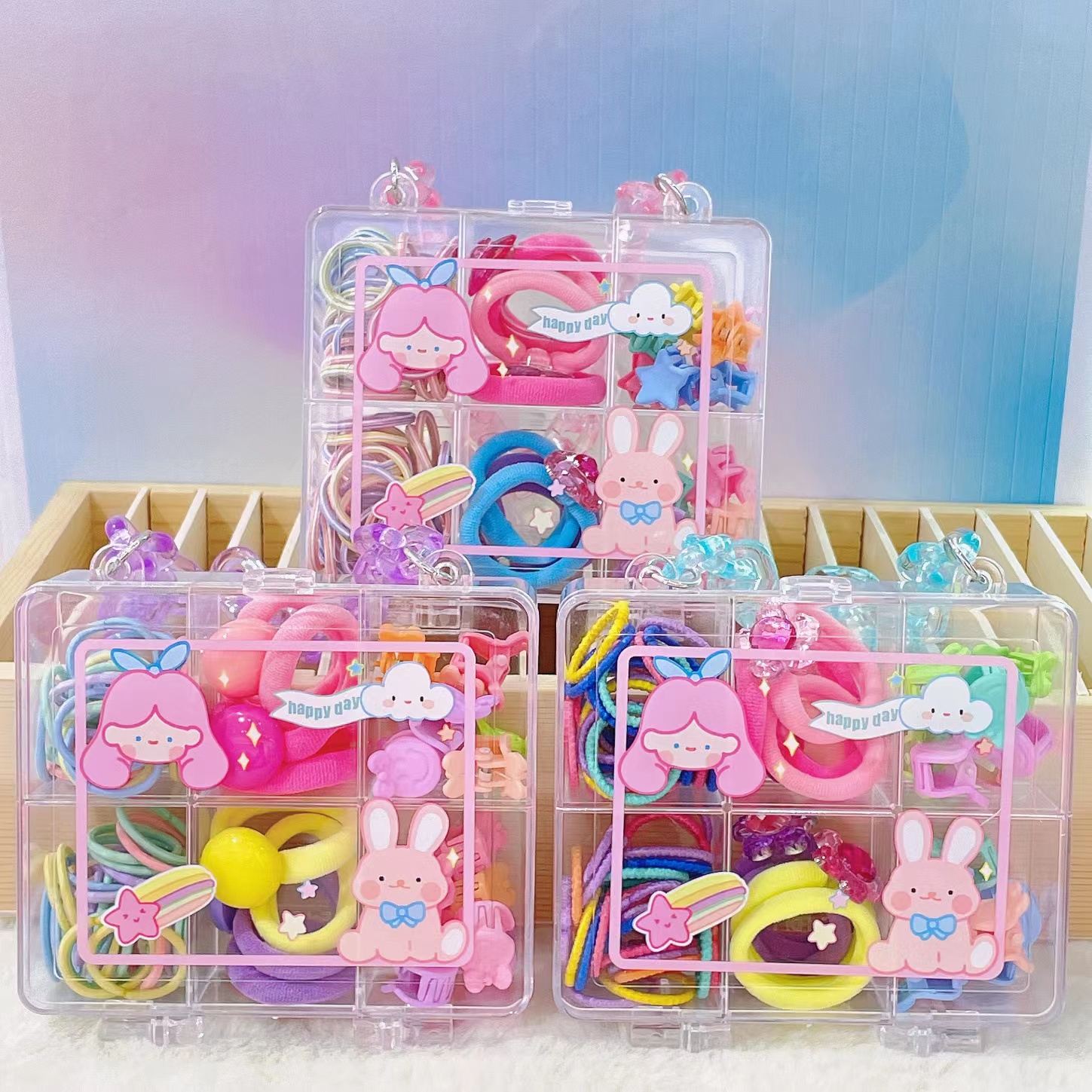 The seven-color six-compartment gift box features an exquisite design and a cute hairpin. It offers a variety of children's headwear combinations, which are simple and elegant. It is a must-have gift for princess festivals and can be used as a decorative item details Picture