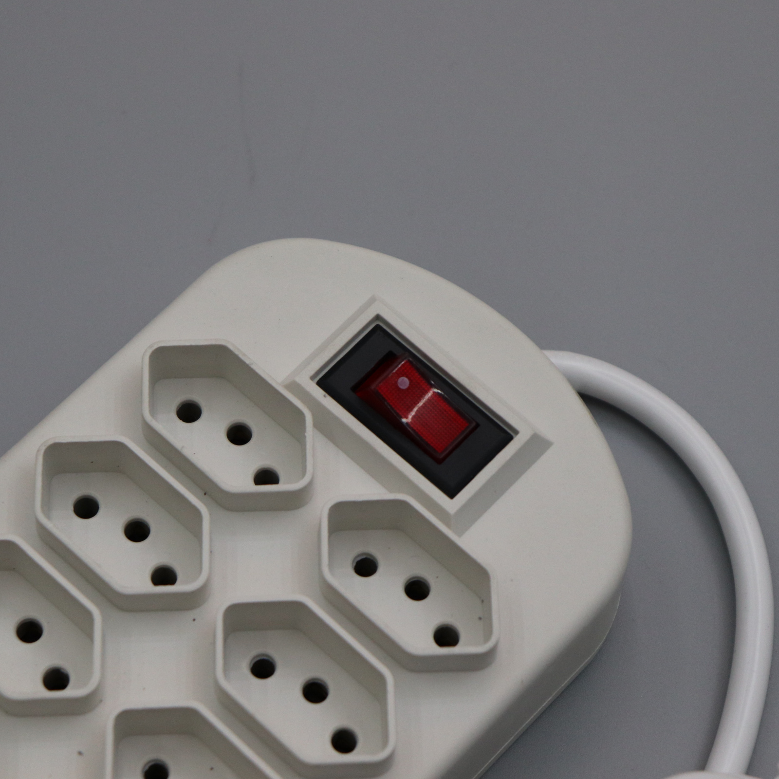 巴西插座/巴西排插/巴西插板细节图