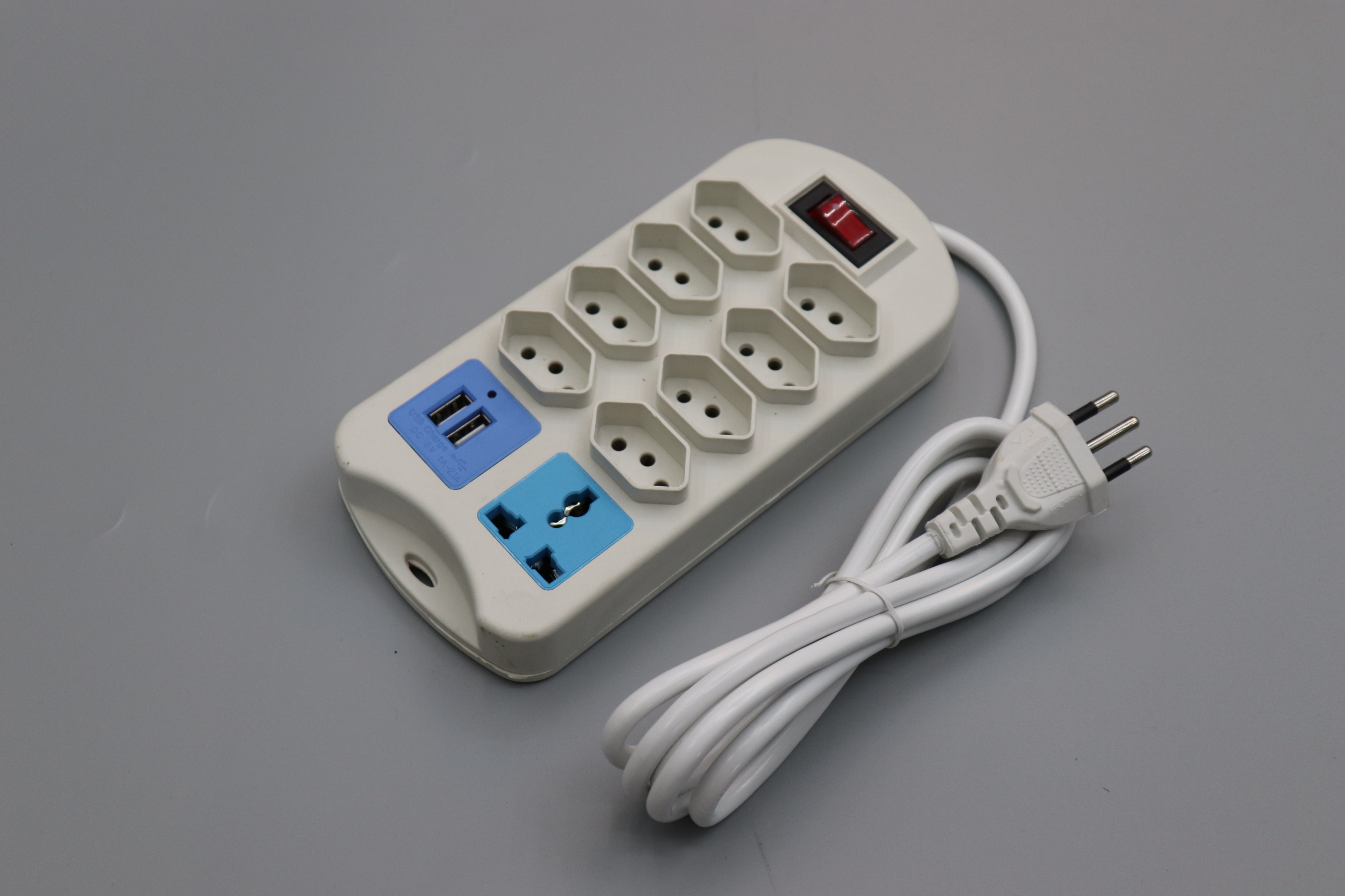 巴西三圆插头 插脚 南美洲 巴西规 巴西插孔 巴西插位 巴西标签 巴西认证 巴西电源插座 巴西证书排插 巴西插线板详情1