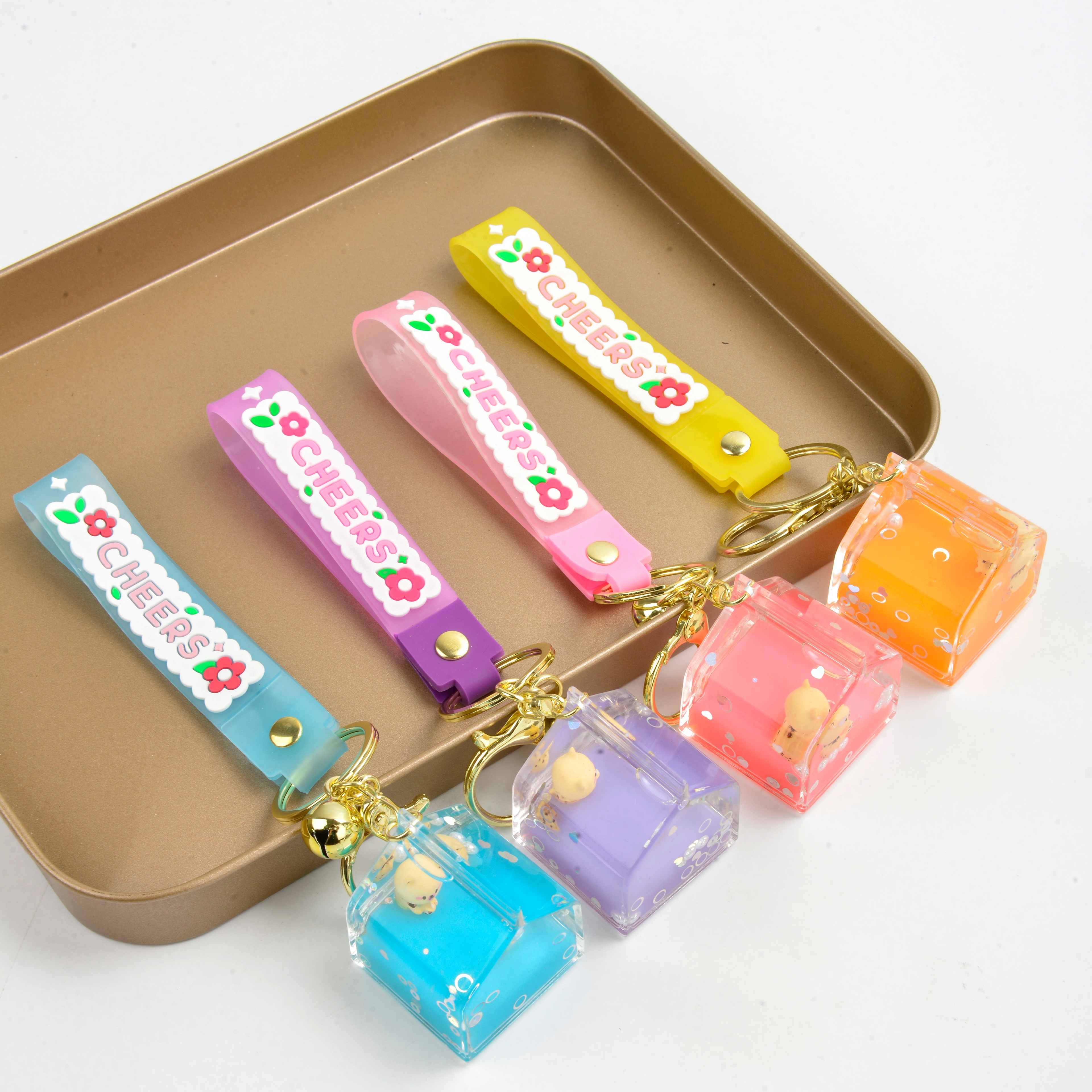 2022冬季新款卡通图案钥匙扣网红爆款入油钥匙扣