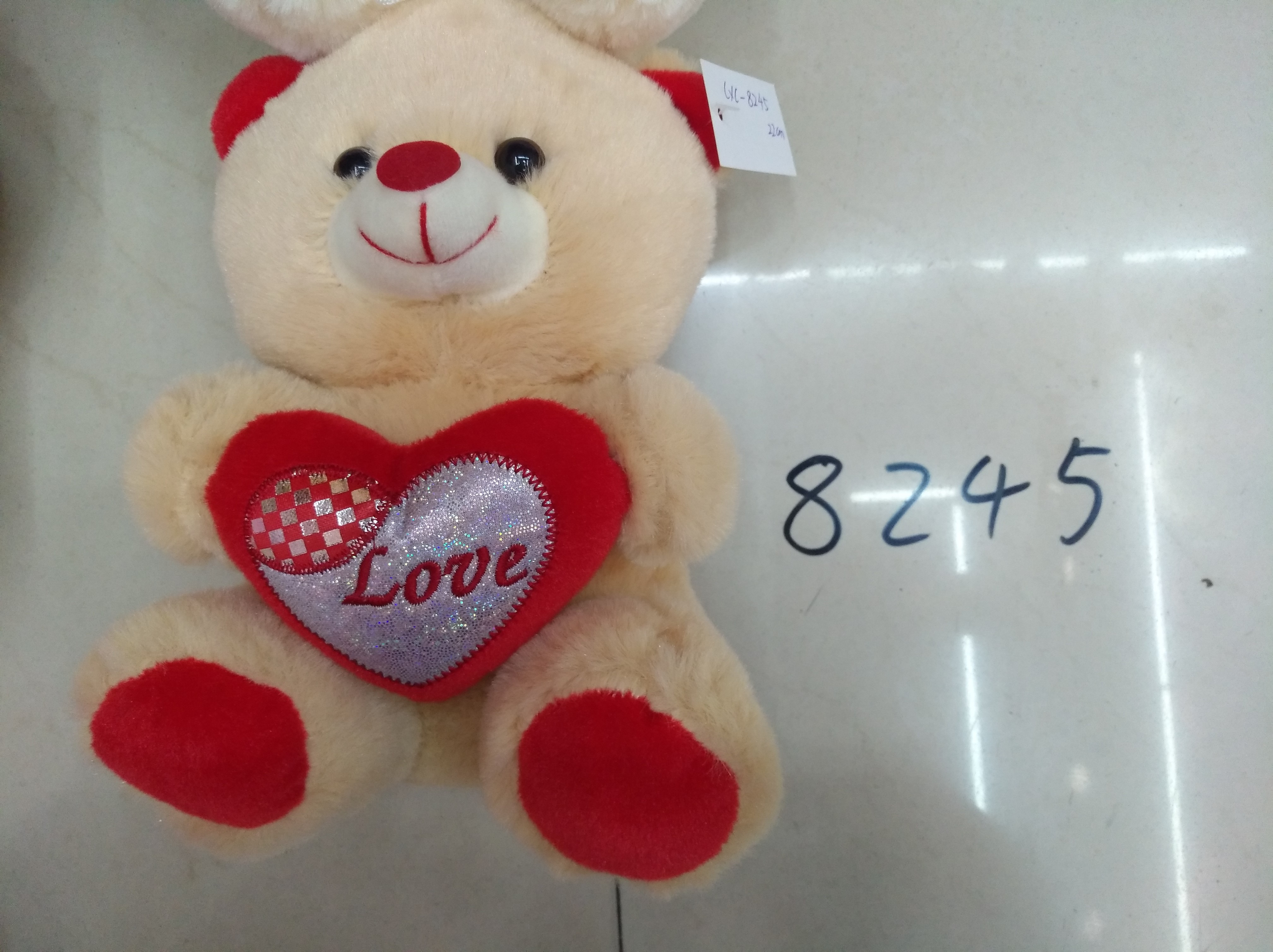 Yiwu Small Commodities City, 21 cm, 8,245 heart-shaped bear, heart-shaped bear, colors can be mixed