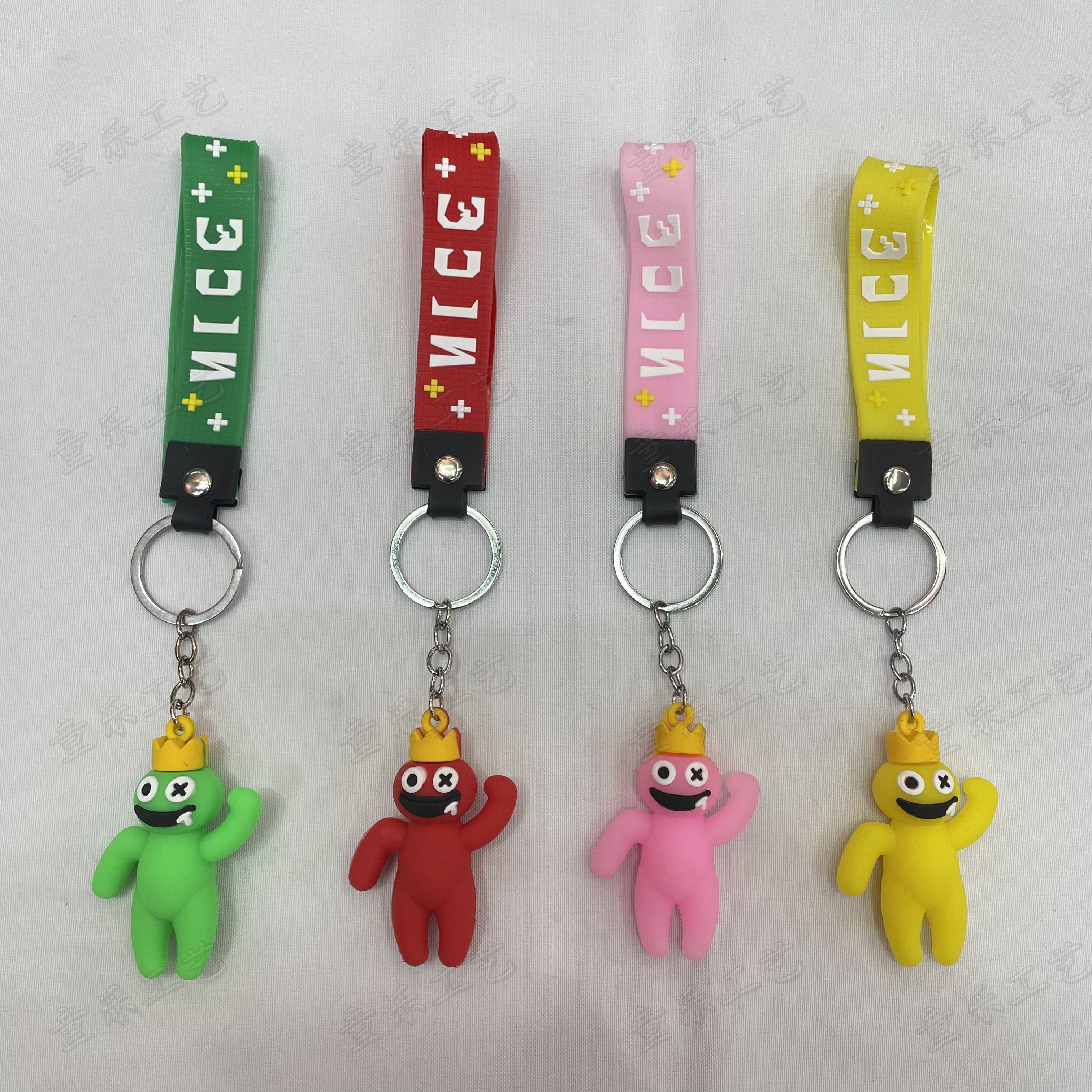 Creative Internet celebrity waving monster soft rubber keychain, cartoon key accessory, three-dimensional figurine pendant