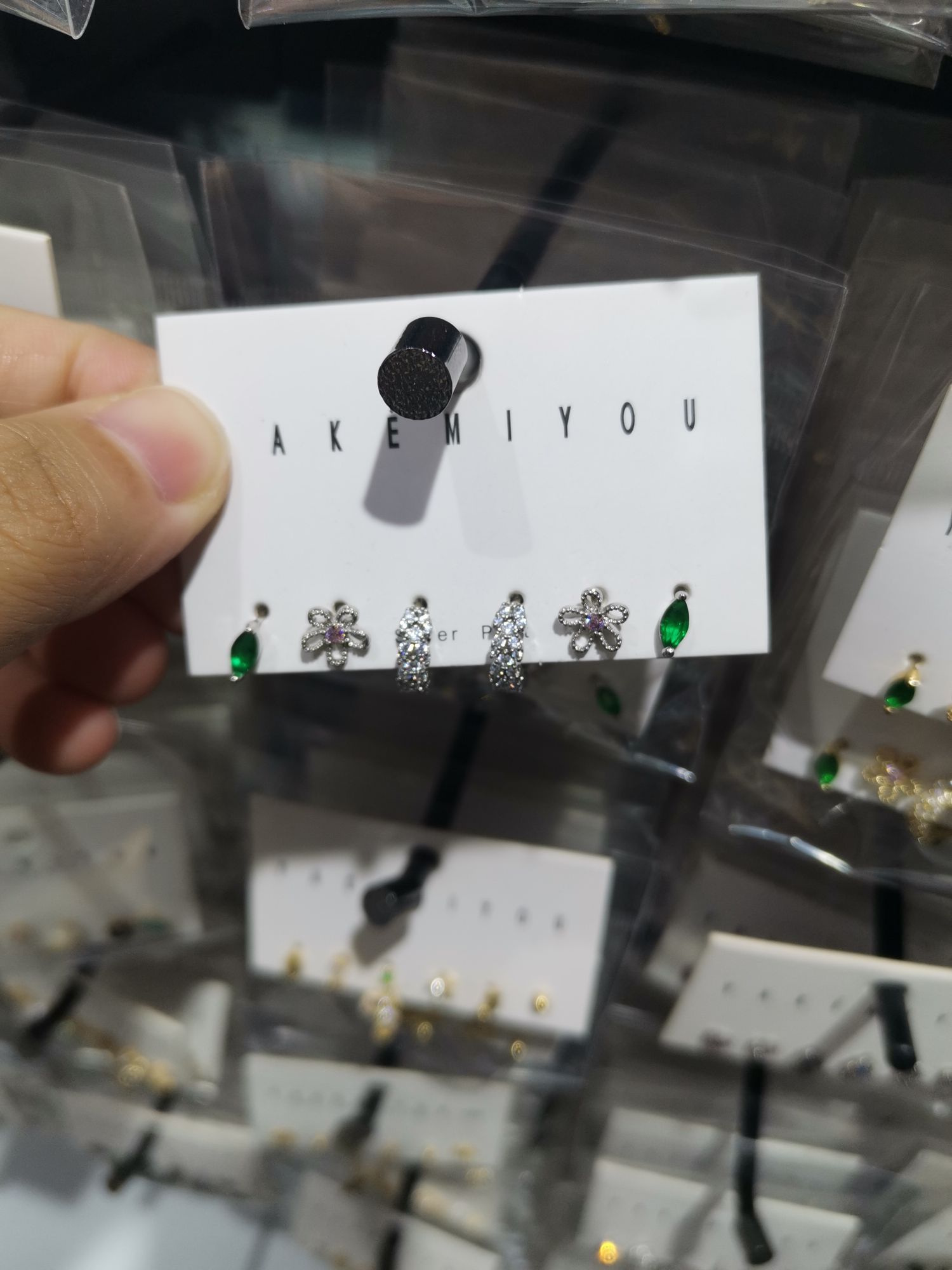 小花耳钉新款气质时尚潮流精致小巧型方便佩戴