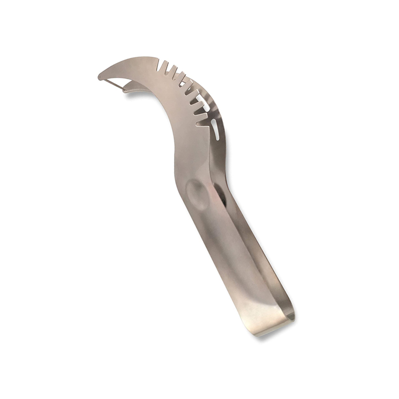 Large 304 stainless steel watermelon slicer, household large fruit slicer, creative pattern fruit slicer Application Scenario