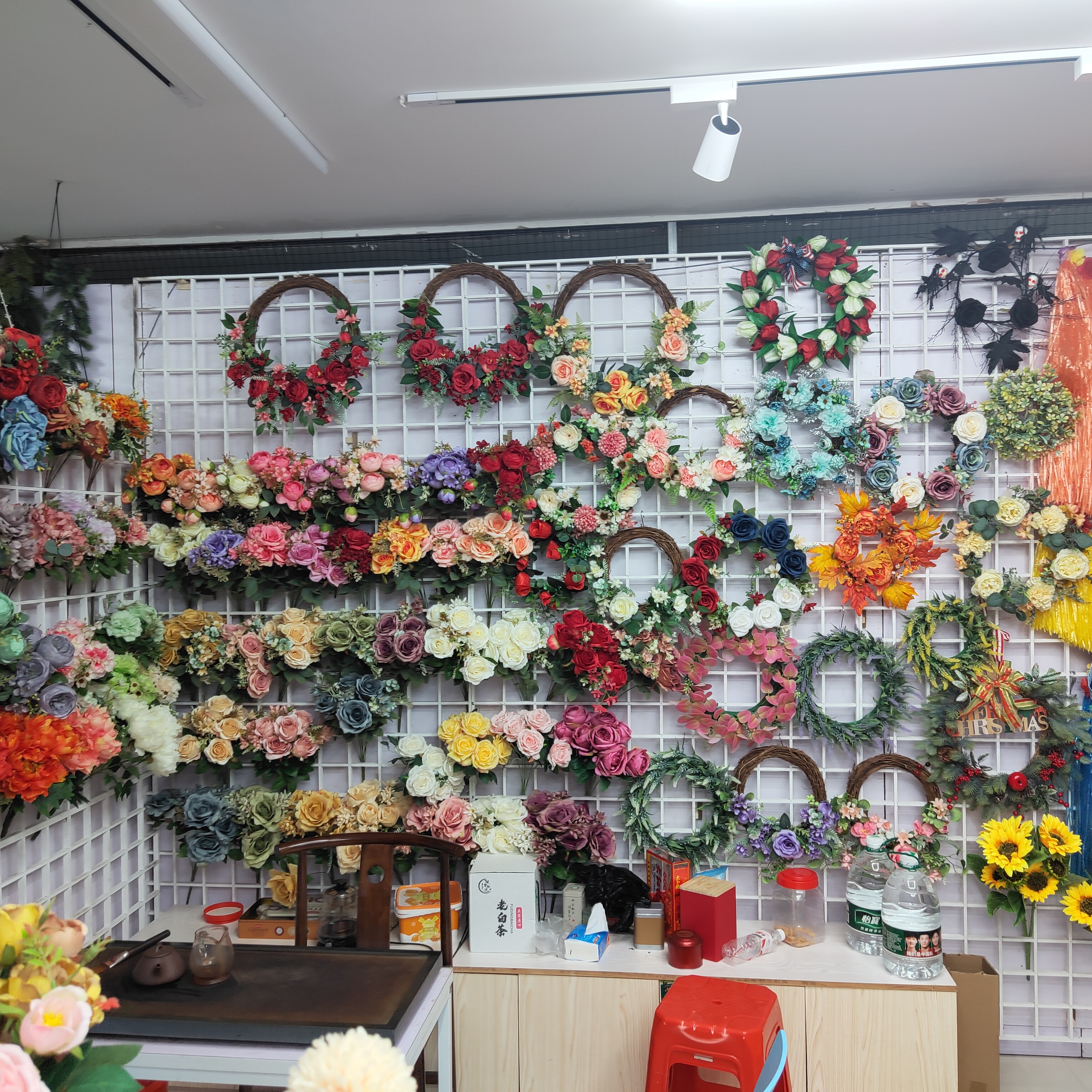 Yiwu Chengyu Artificial Flower Baby's Breath is available in yellow and red details Picture