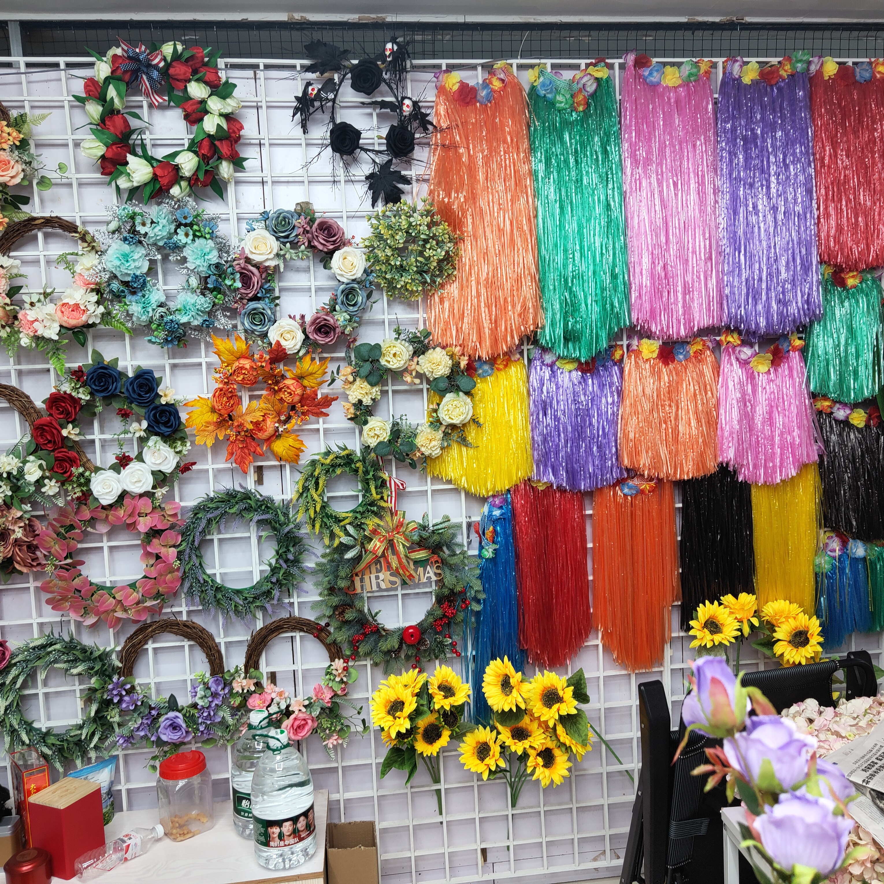 Yiwu Chengyu Artificial Flower Baby's Breath is available in yellow and red Application Scenario