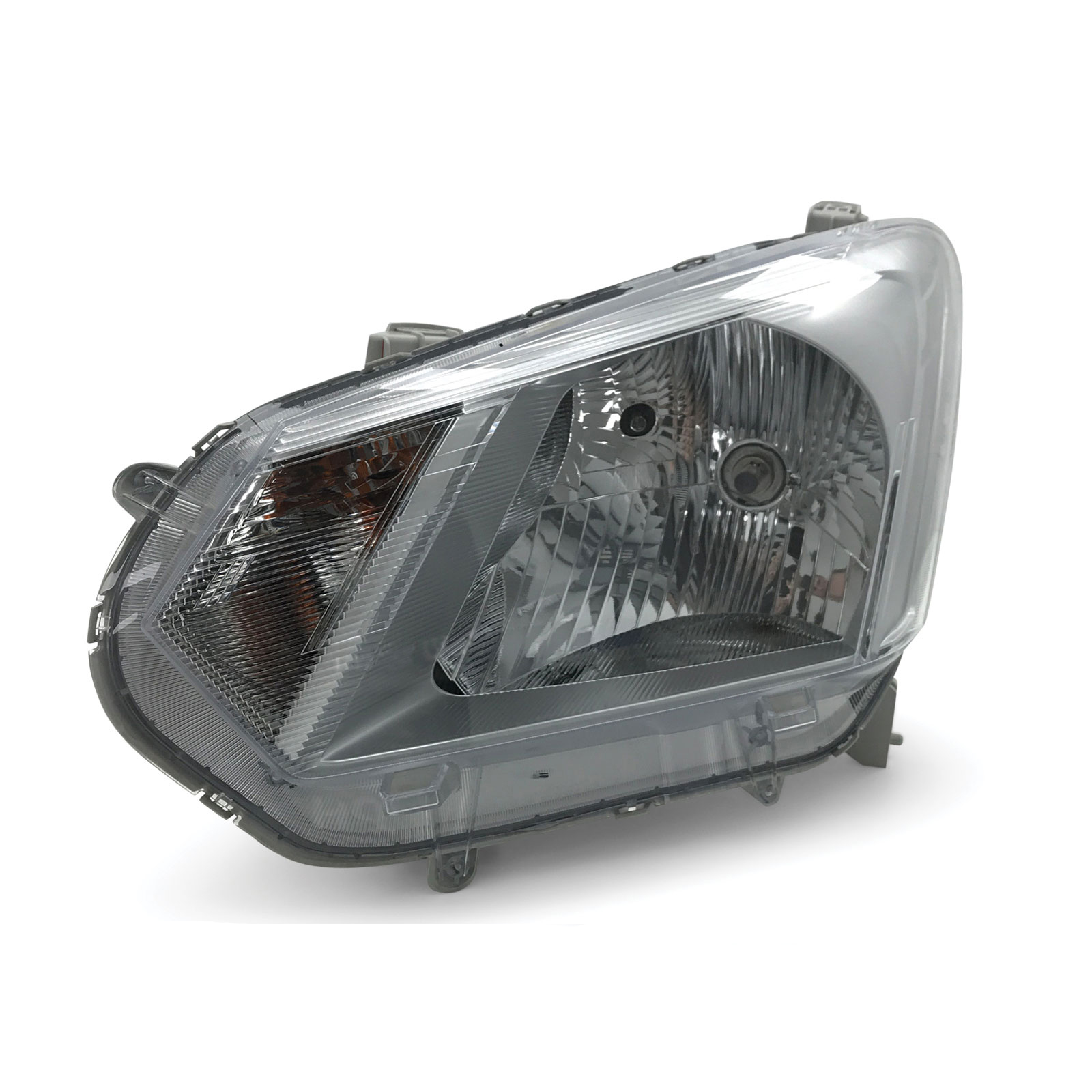 The headlights of the 2016 dmax are low-end
