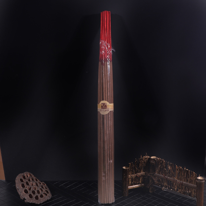Daylight Hill Natural sandalwood, bamboo stick incense, Buddhist incense, natural and environmentally friendly, special for temples, Buddhism and Taoism, excellent products for offering and worshipping to Buddha. Direct delivery from Daylight Hill Sandalwood factory. Wholesale of household stick incense for worshipping, deities and worship incense Application Scenario