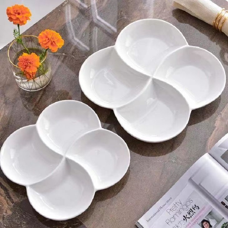 Plum blossom four-compartment plate, ceramic multi-compartment plate, hotel tableware, Chinese ceramic plate Application Scenario