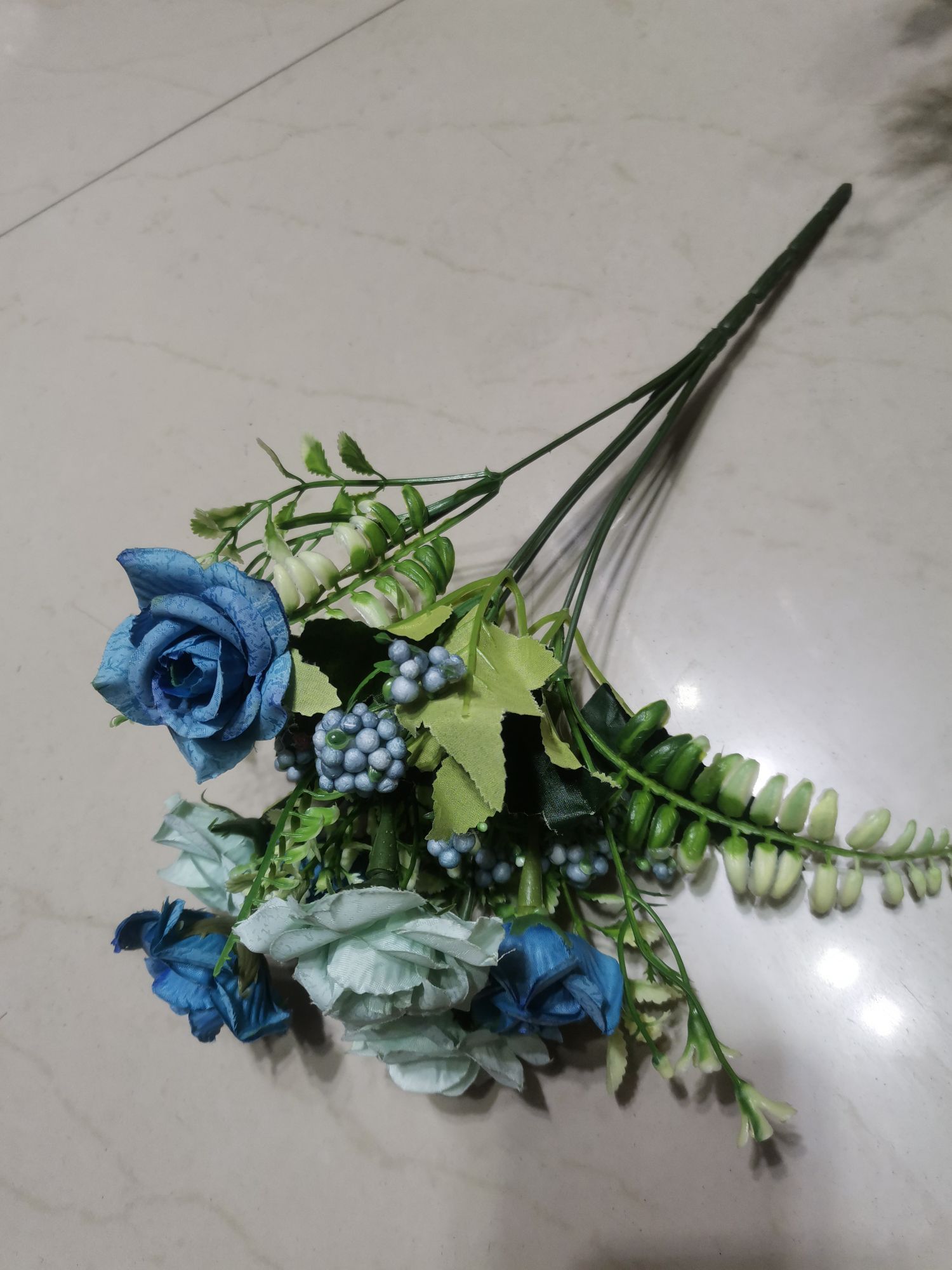 Simulated 7-pronged snowflake rose Item Picture