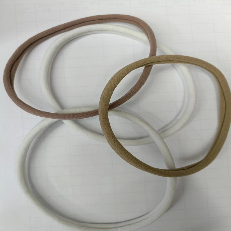 Banda de cabeza de nilón a granel vida diaria cola de caballo de niña trenzas de pelo cordón de pelo Application Scenario