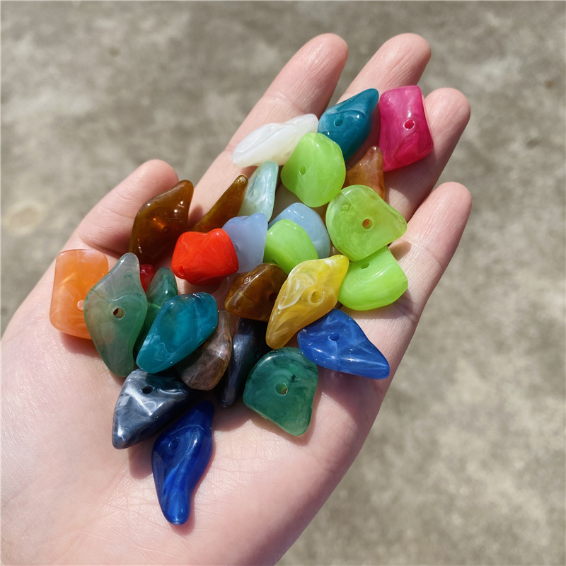 Acrylic two-color and multi-color cloud mist scattered beads DIY handmade jewelry accessories beads live streaming cross-border platform beads crushed stone shape Specification image