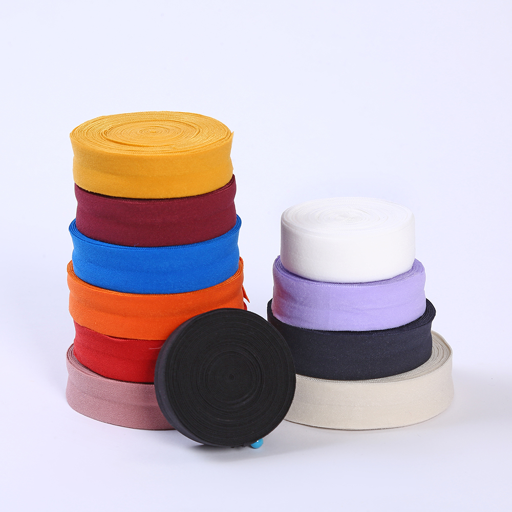 In stock, we offer down jackets with nylon folded hemming and spandex hemming strips. The hemming is environmentally friendly and dyed. Bulk purchase offers better prices Specification image