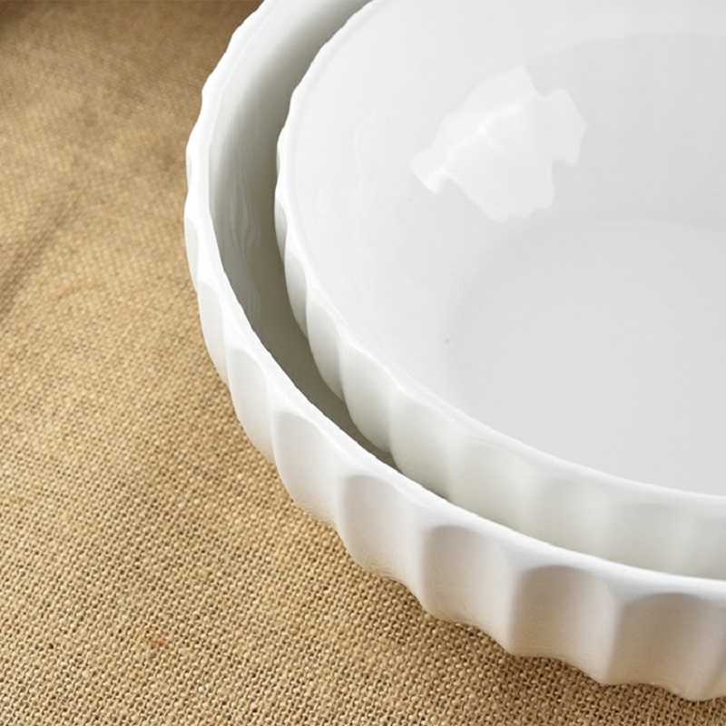 Pure white ceramic pumpkin bowl, hotel restaurant soup bowl, Tanggu creative and personalized household magnesium porcelain ramen bowl, fruit bowl Application Scenario
