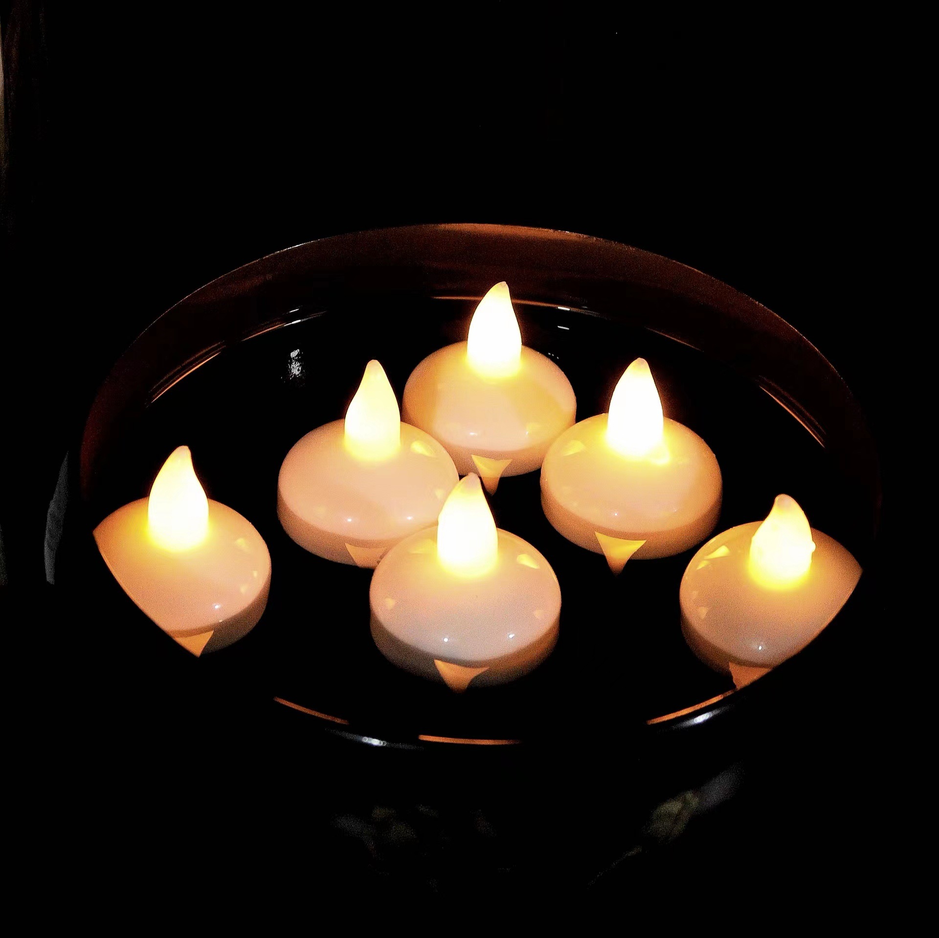 Floating water candle led waterproof candle lamp Application Scenario