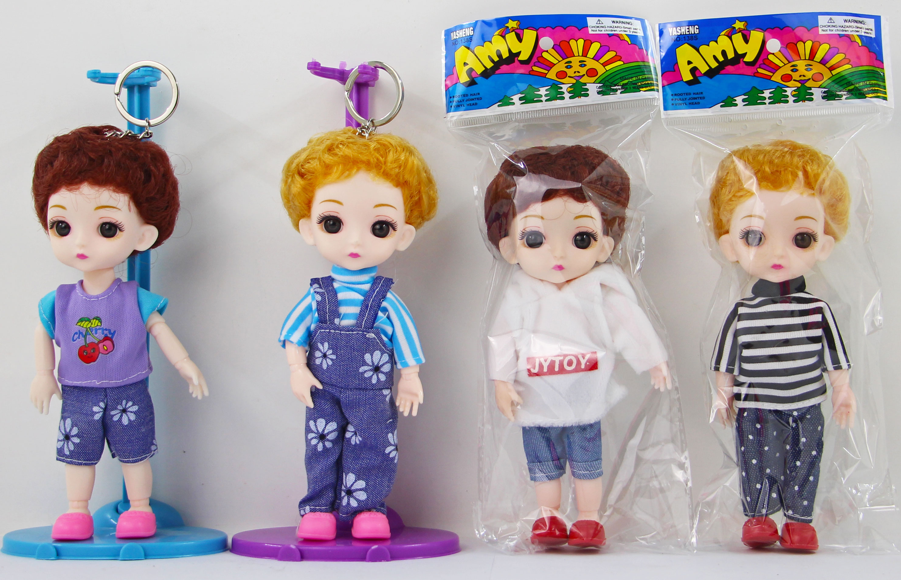 Keychain male doll details Picture