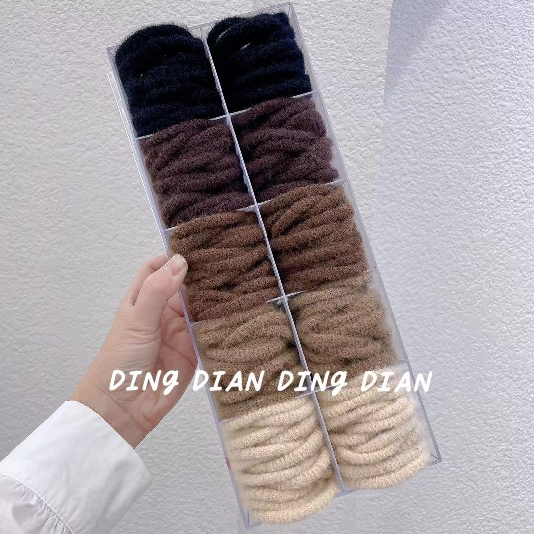 Dingdian No.1 Store's basic high-elasticity milk tea color winter plush versatile ponytail fashionable hair band A00003