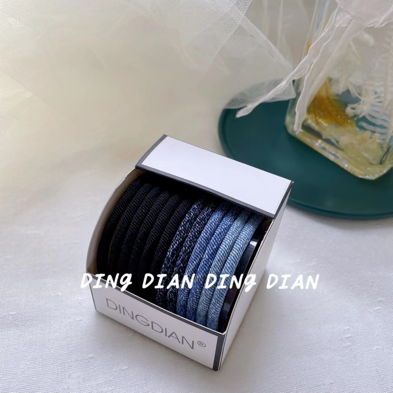 Dingdian No.1 Store's basic high-elasticity denim winter plush versatile ponytail fashion hair band A00003 Item Picture