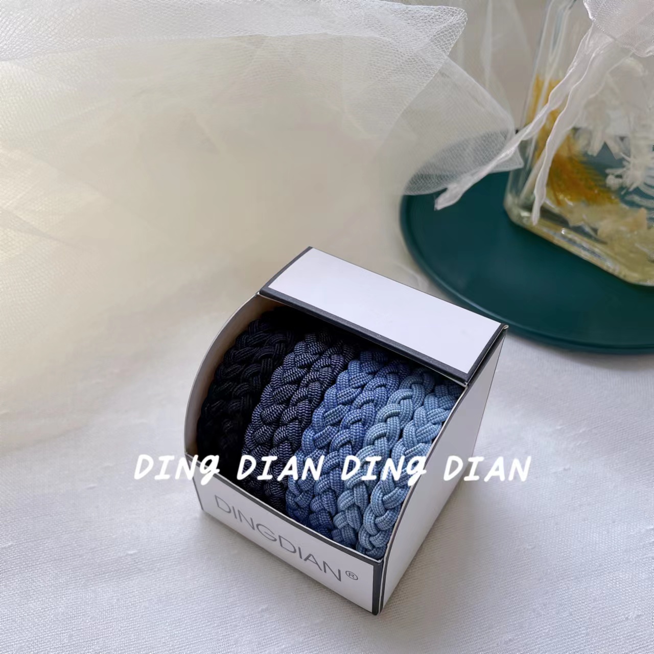 Dingdian No.1 Store's basic high-elasticity denim winter plush versatile ponytail fashion hair band A00003 Specification image