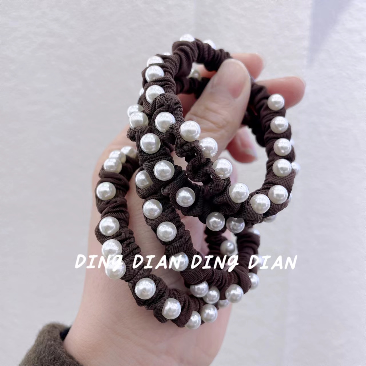 Dingdian No.1 Store offers basic high-elasticity hand-nailed pearl cloth rings, hair bands and rubber bands B19101 Item Picture