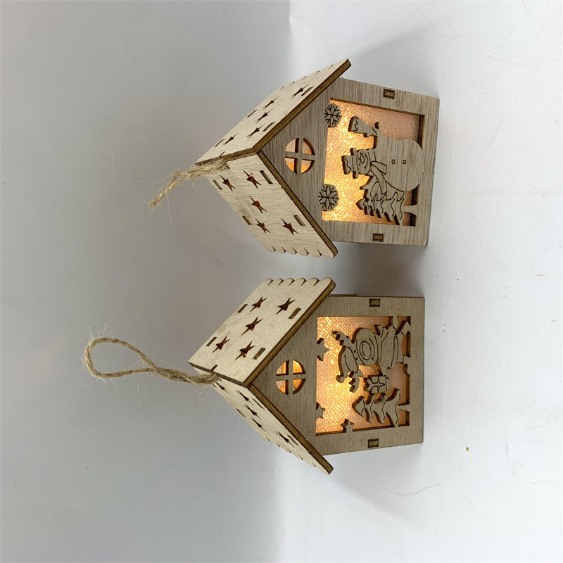 Decoraciones navideñas de madera cabañas luminosas de madera nuevos pendientes de navidad calado LED colgante decorativo de madera colgante de navidad Item Picture
