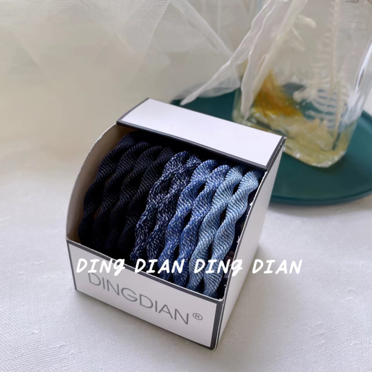 Dingdian No.1 Store's basic high-elasticity denim winter plush versatile ponytail fashion hair band A00003 details Picture