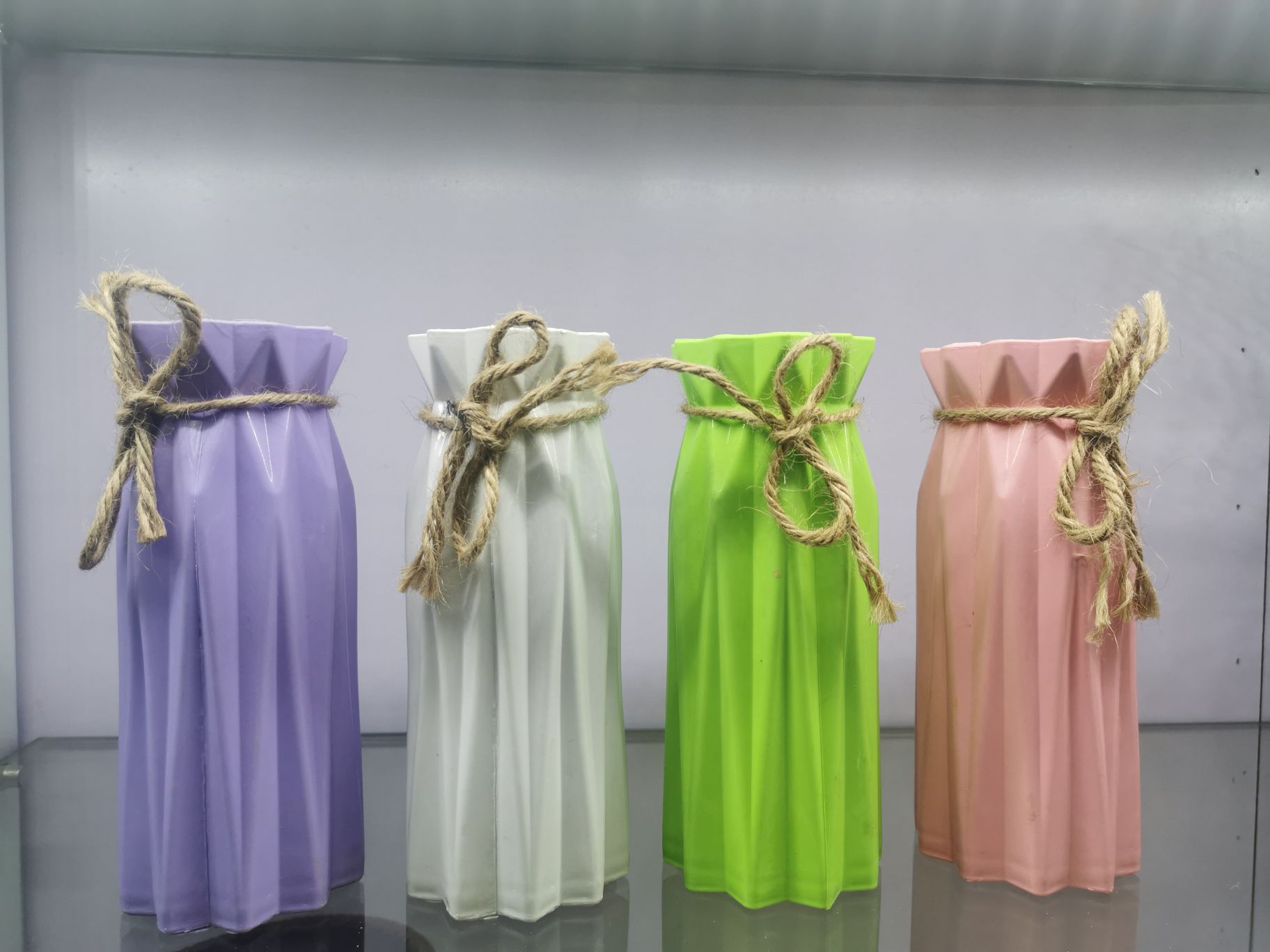 Office and home flower arrangement ornaments, vases