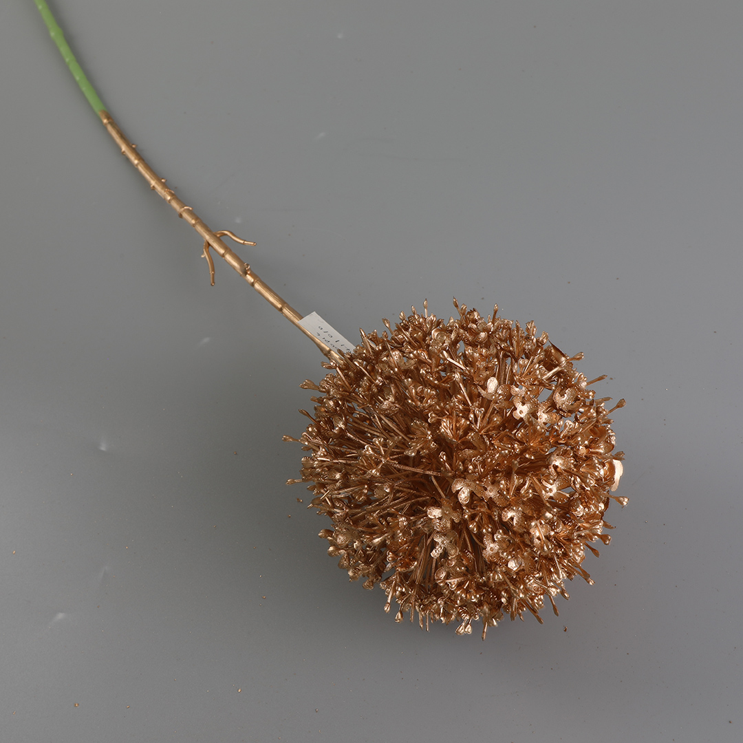 Artificial flowers with golden plastic leaves for home decoration Application Scenario