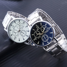 Watch 男士钢带手表时尚三眼六针蓝光玻璃手表商务休闲男士手表批发