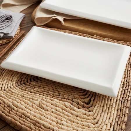 Ceramic plates, rectangular thick-edge plates, Western food inventory plates, heart plates, cold dish plates, hotel supplies Ceramic plates, rectangular thick-edge plates, Western food inventory plates, heart plates, cold dish plates, hotel supplies
