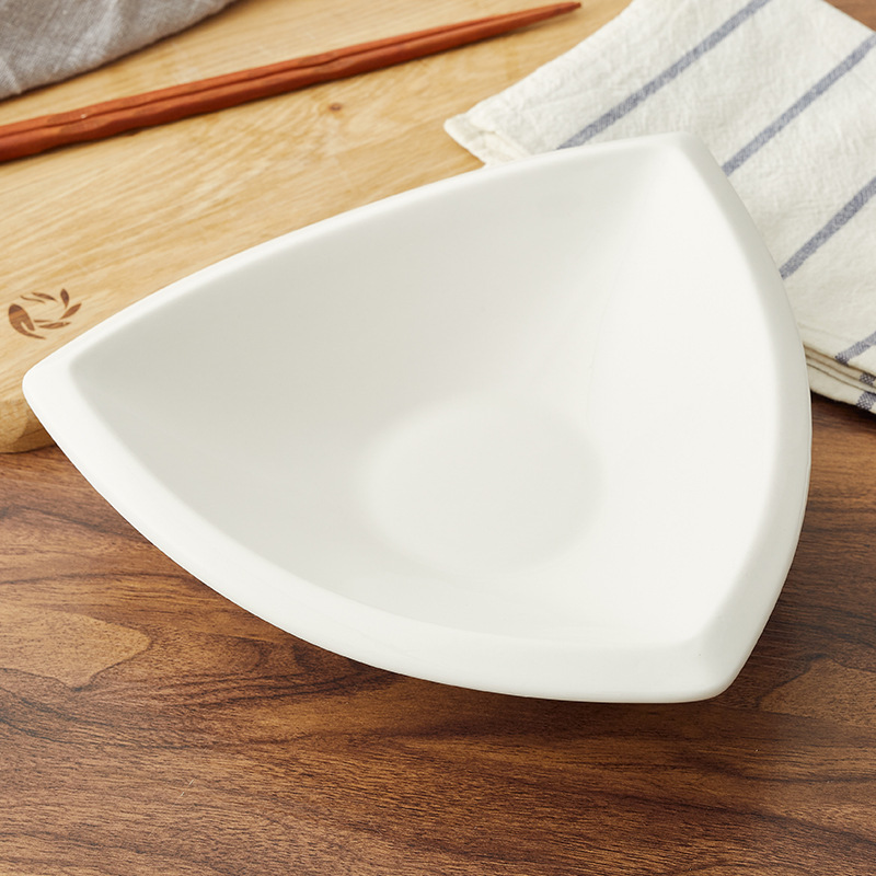 Hotel tableware: ceramic bowls, plates, triangular edge bowls Specification image