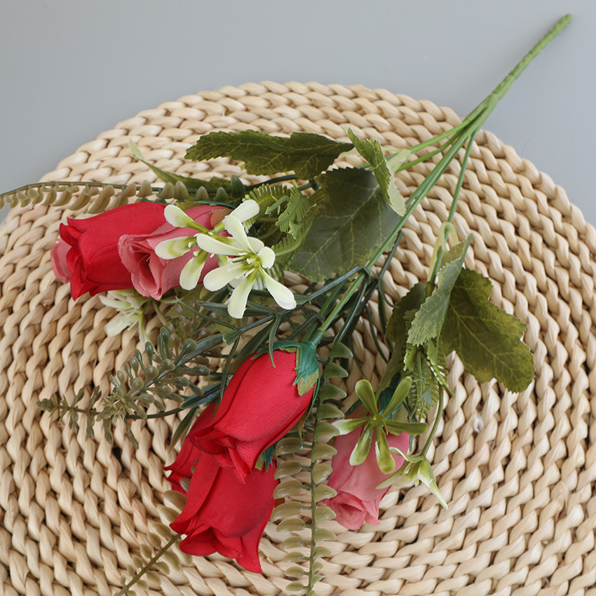 Silk flowers, rose artificial flowers, home dining table decoration details Picture