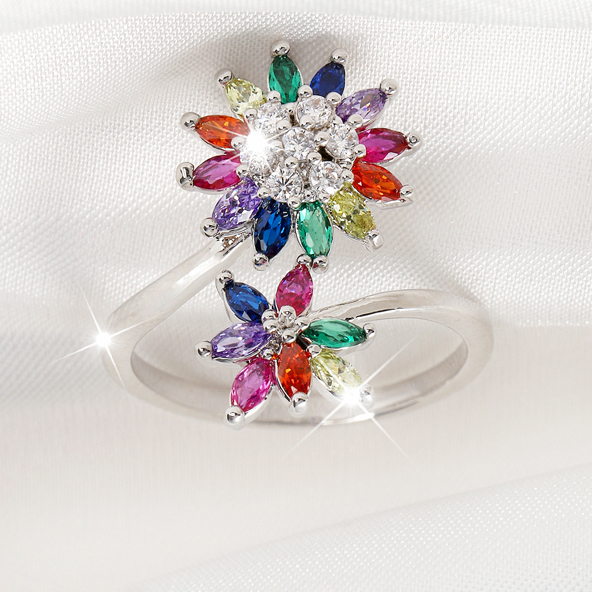 The seven-color small flower ring features a light luxury and niche design with an exaggerated and high-end feel. It is a popular style in 2022 Item Picture