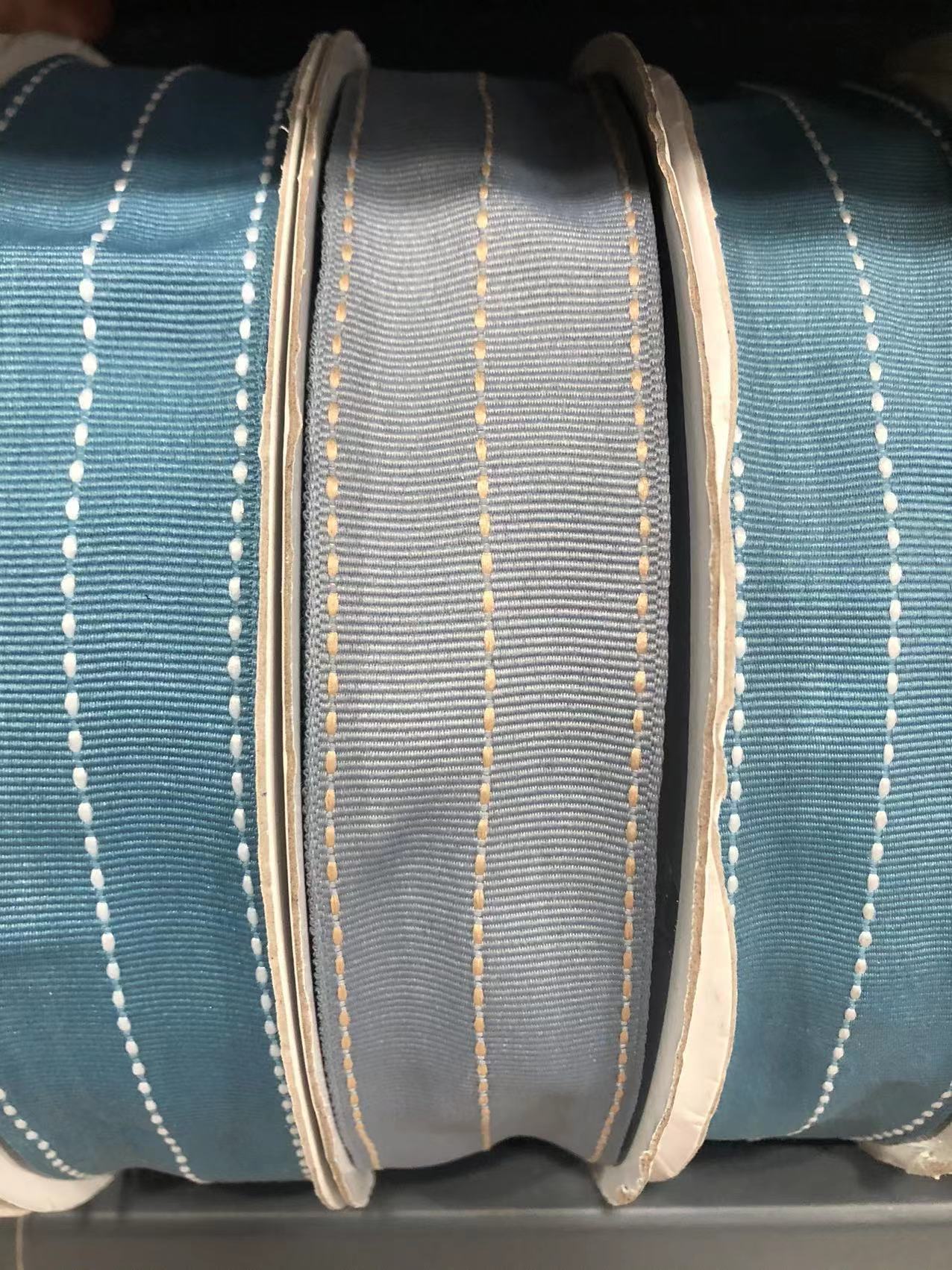 Korean webbing three-row dotted ribbed ribbon, DIY hair accessory, sun hat, clothing accessory, white jumper ribbon 50Y Application Scenario