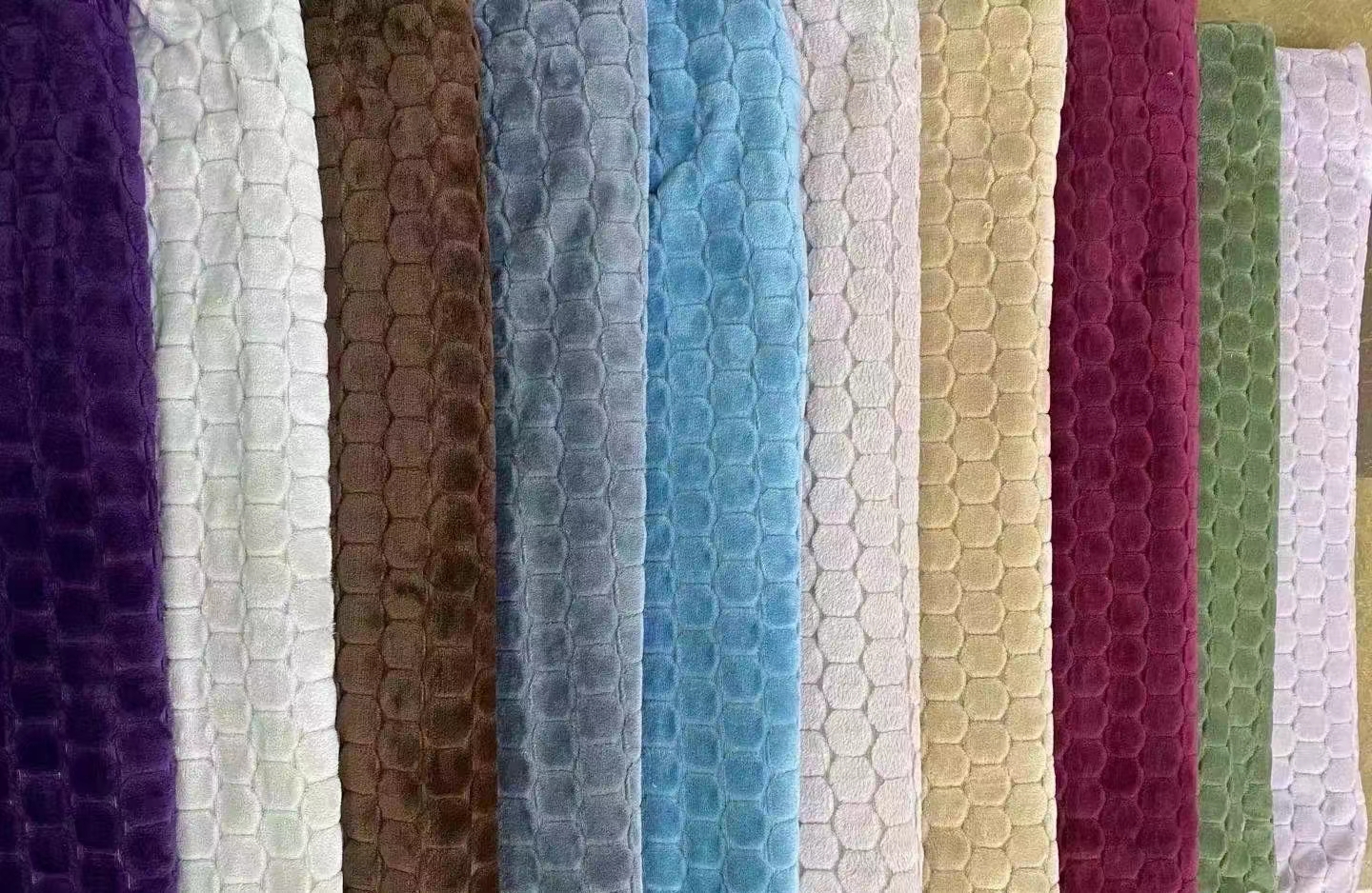 单层裸毯 毛毯 毯子 手感舒适 颜色多样可选7