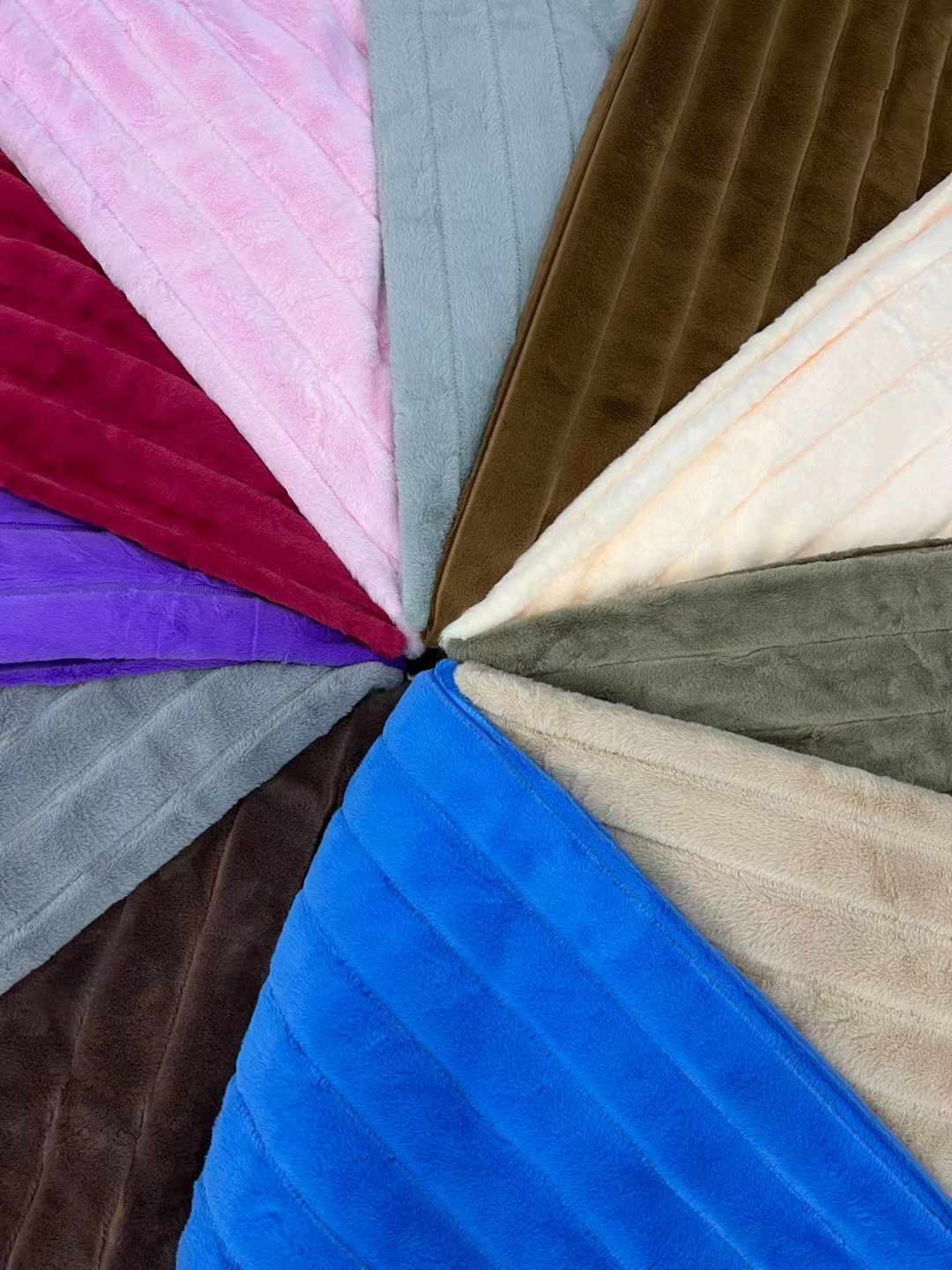 单层裸毯 毛毯 毯子 手感舒适 颜色多样可选9