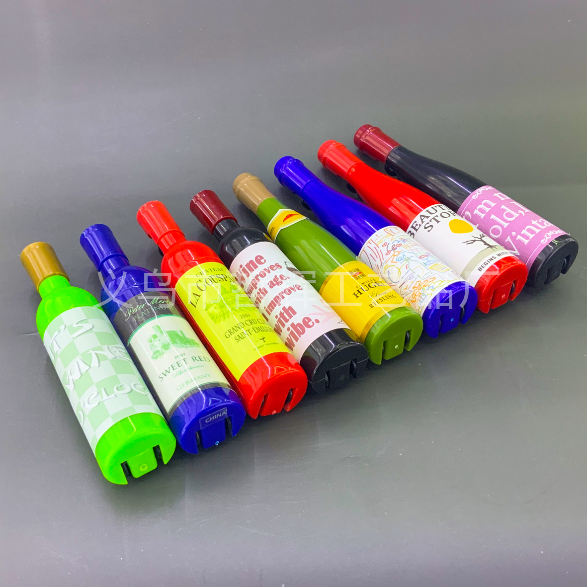 供应红酒瓶形状开瓶器冰箱贴 哲辉03