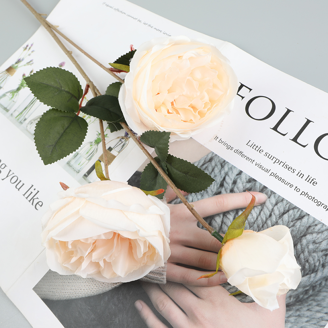 Peony simulation bouquets offer a realistic touch of fresh flowers for wedding decoration details Picture