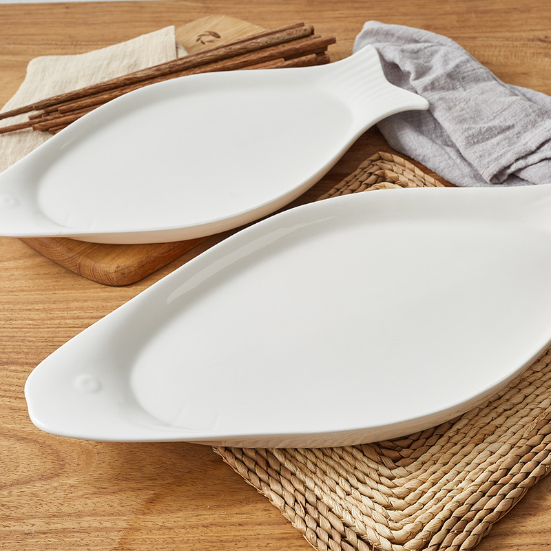 Fish-shaped plate, creative plate, ceramic tableware, hotel porcelain direct supply, steamed fish plate, microwave-safe