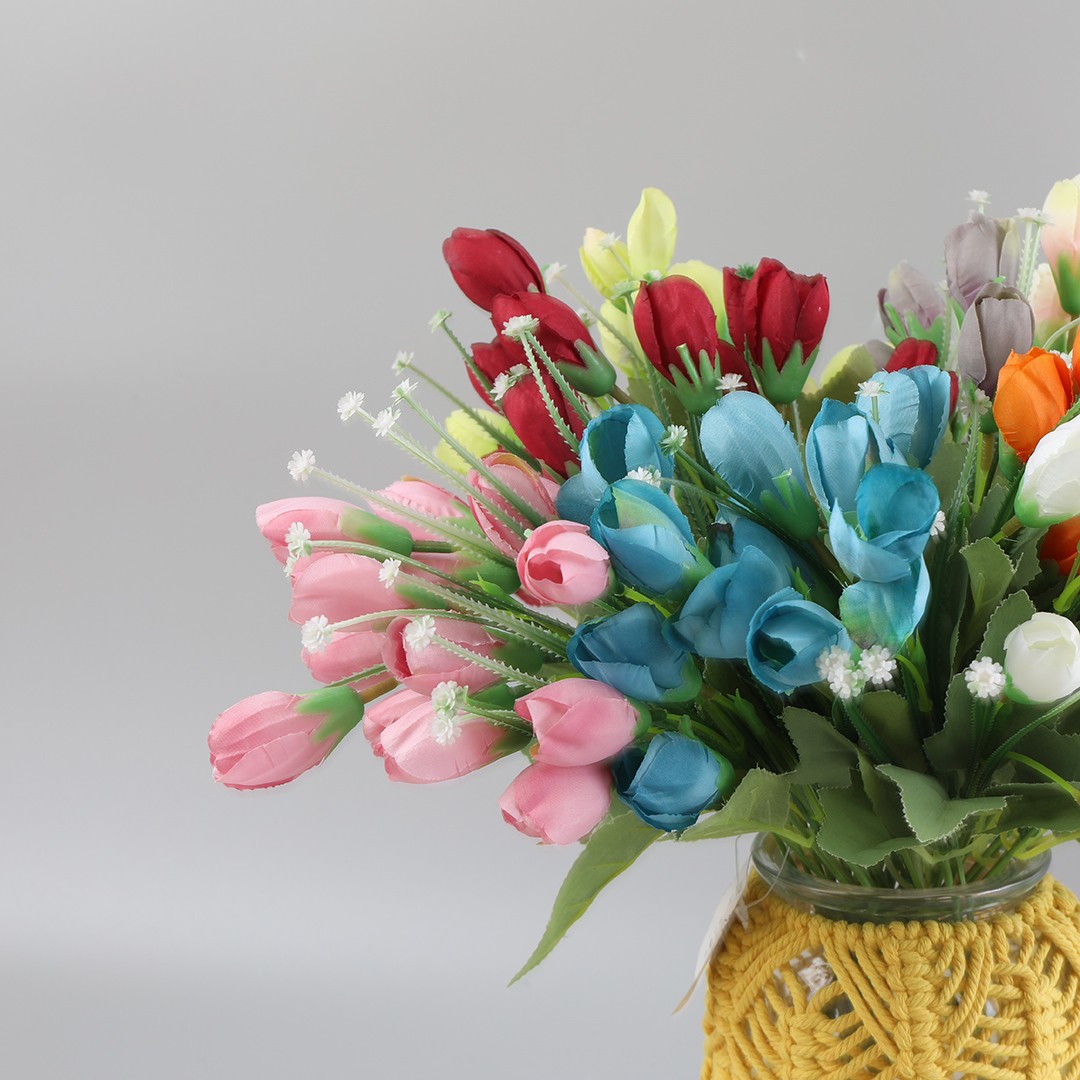 The artificial flower tulip for Christmas decoration Item Picture
